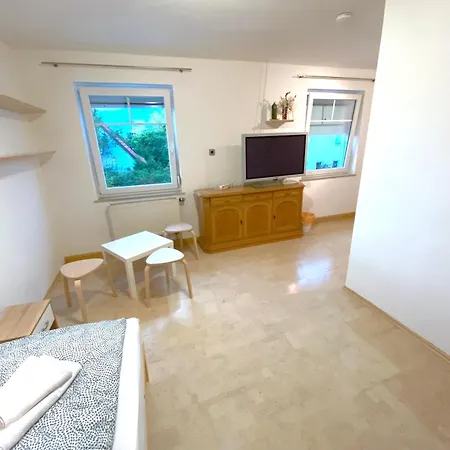 Apartamento Iii 11 Personen - Monteurzimmer - - Kronwieden Iii Loiching