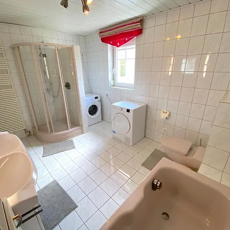 Iii 11 Personen - Monteurzimmer - - Kronwieden Iii Apartamento Loiching