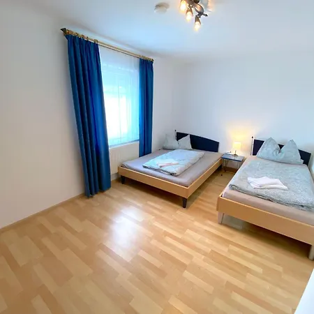 Iii 11 Personen - Monteurzimmer - - Kronwieden Iii * Loiching